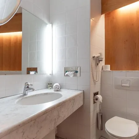 Restaurant Suedrast Dreilaendereck 아르놀드슈타인