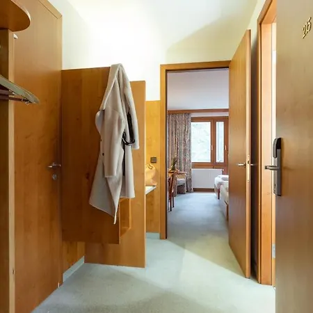 Restaurant Suedrast Dreilaendereck 2*